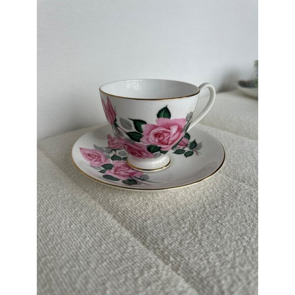 Queen Anne Bone China Tea Cup & Saucer Set With Pink Rose Design - Picture 5 of 15